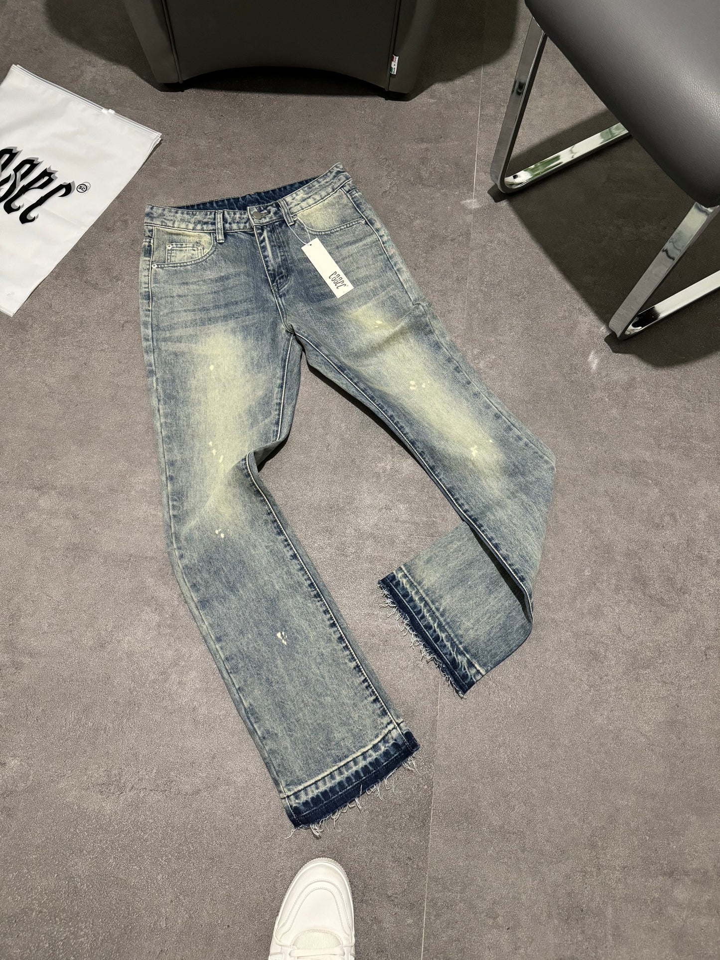 Essec Flared Denim