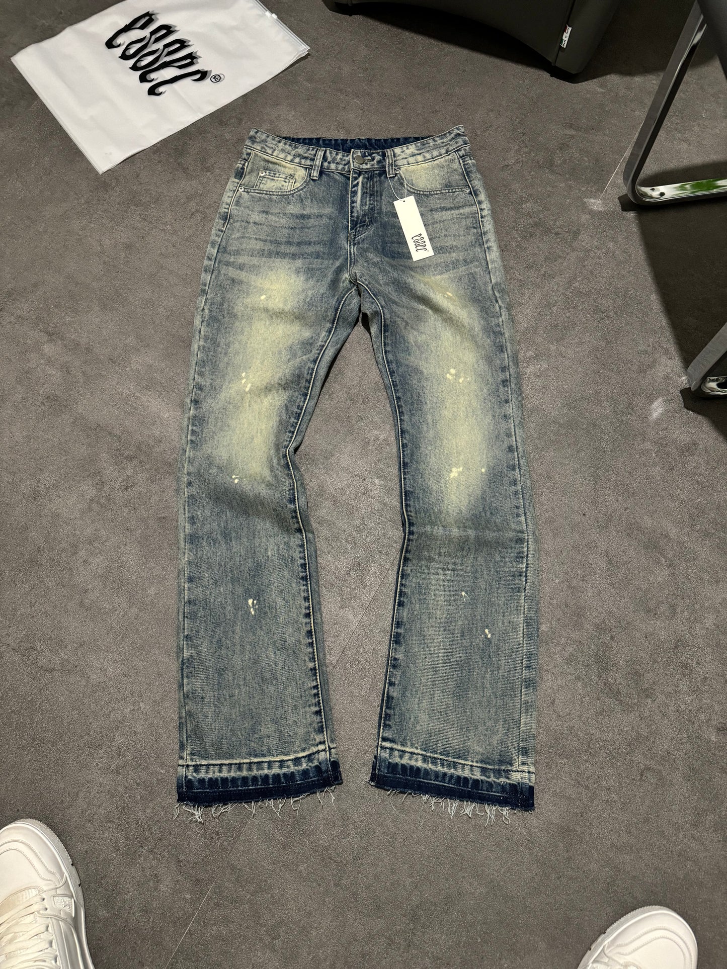 Essec Flared Denim