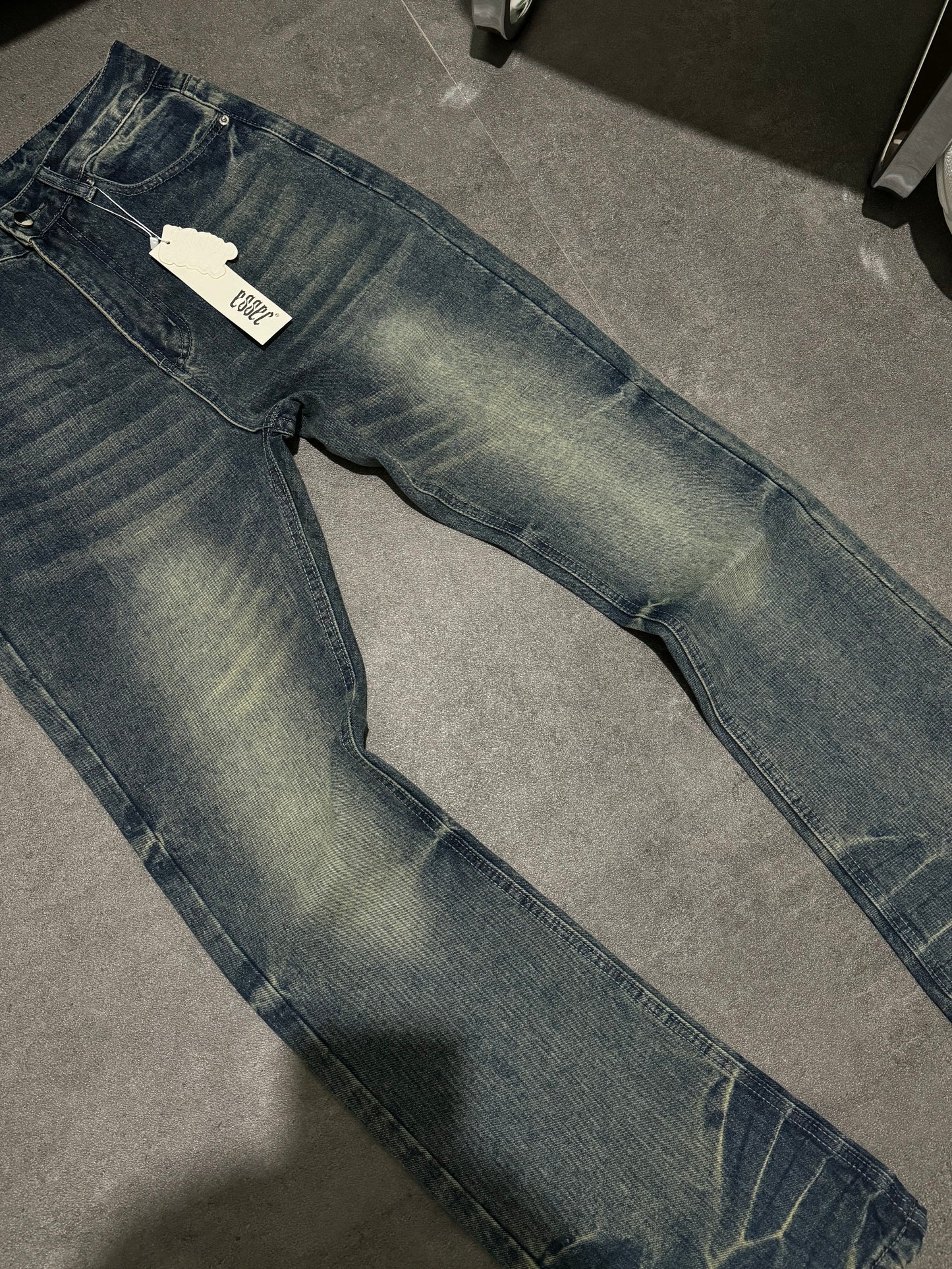 Essec Flared Blue Wash Denim