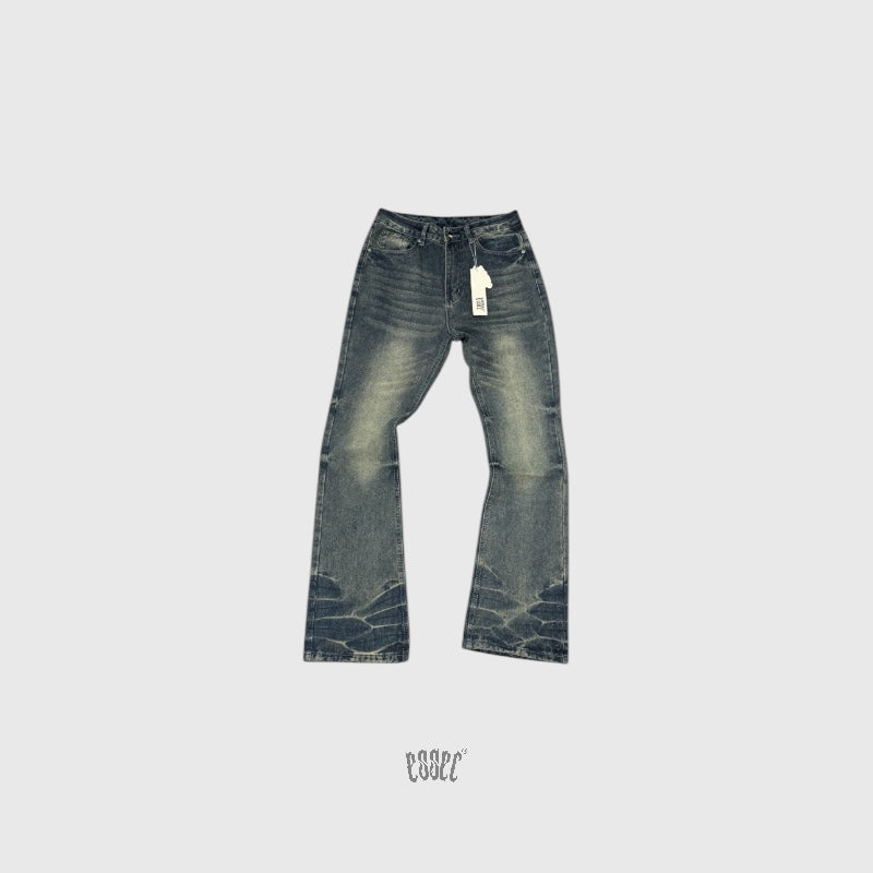 Essec Flared Blue Wash Denim