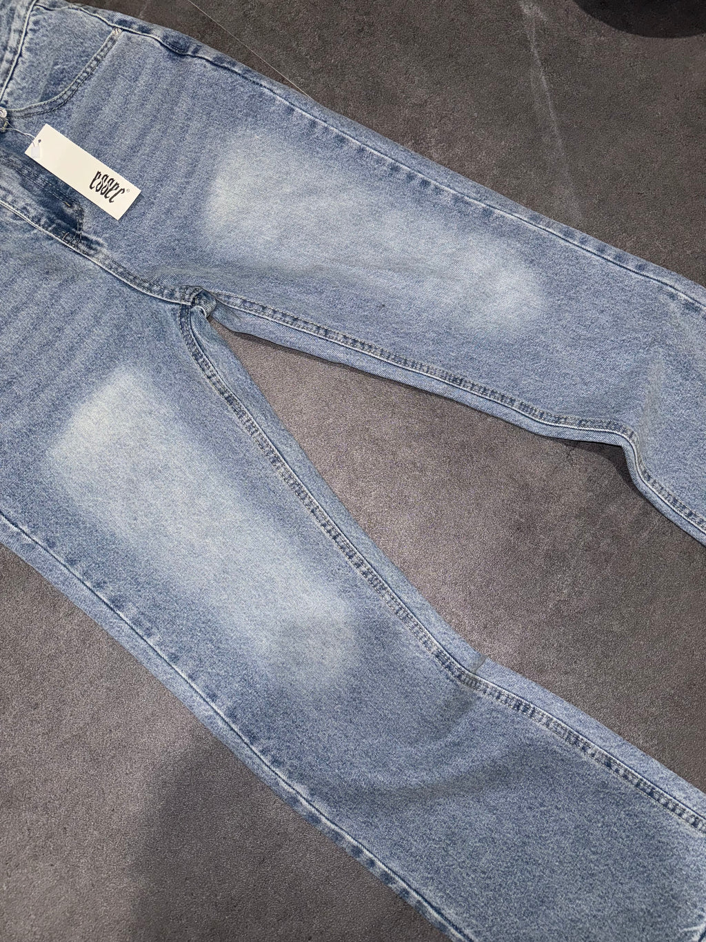 Essec Basic Blue Flared