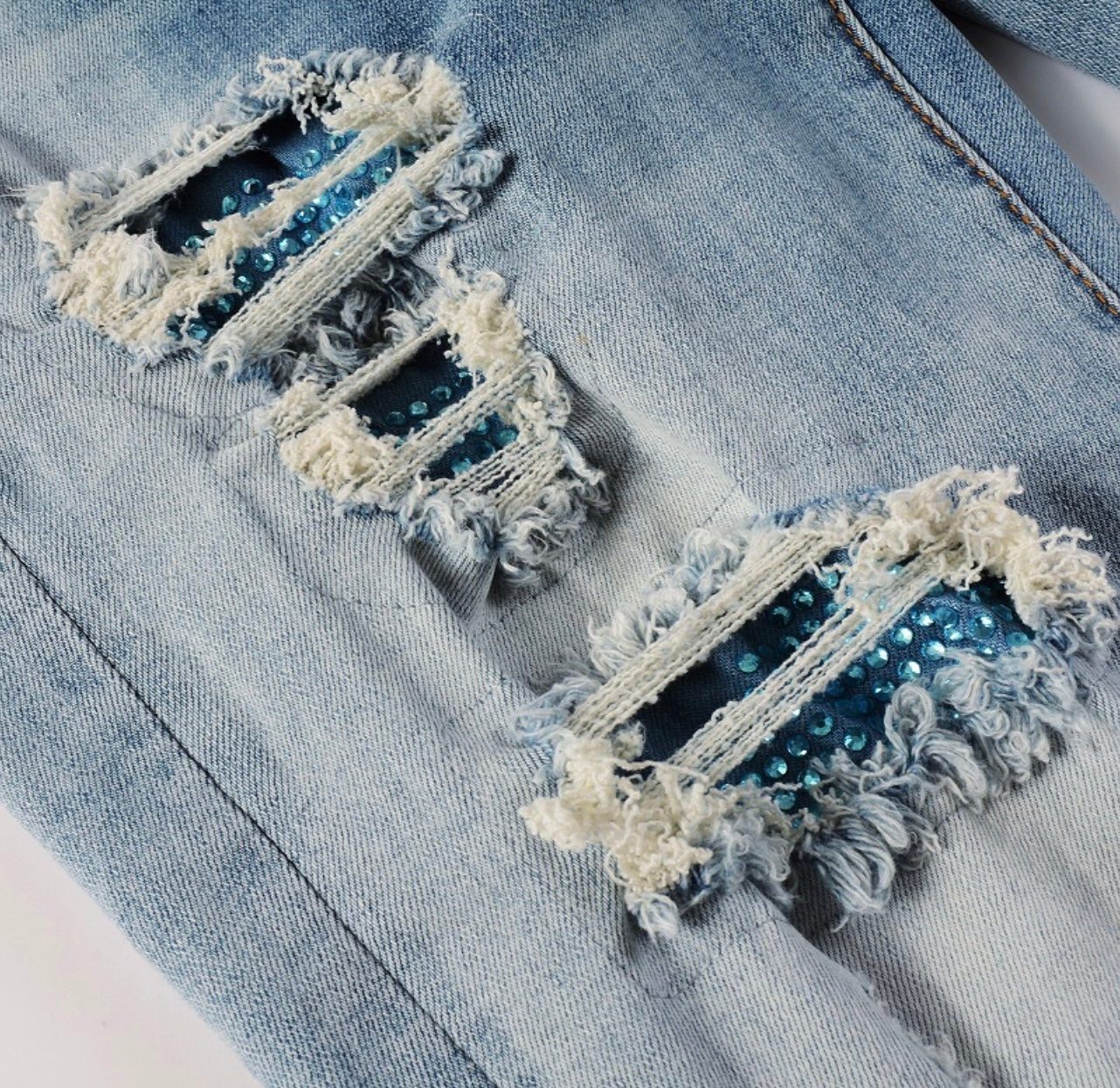 Cyan vvs Denim