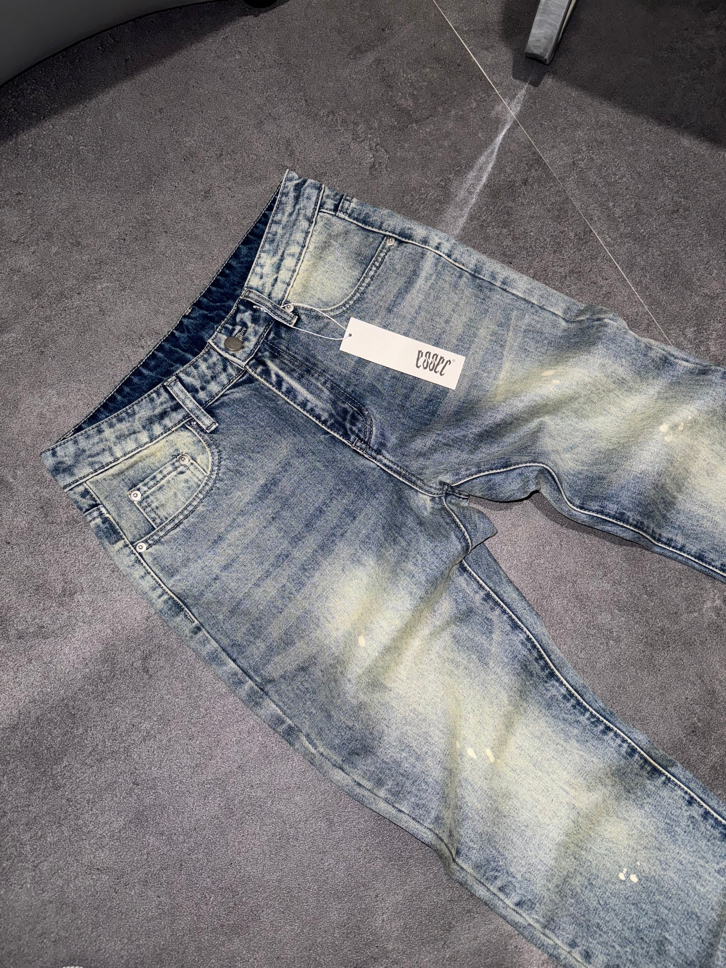 Essec Flared Denim