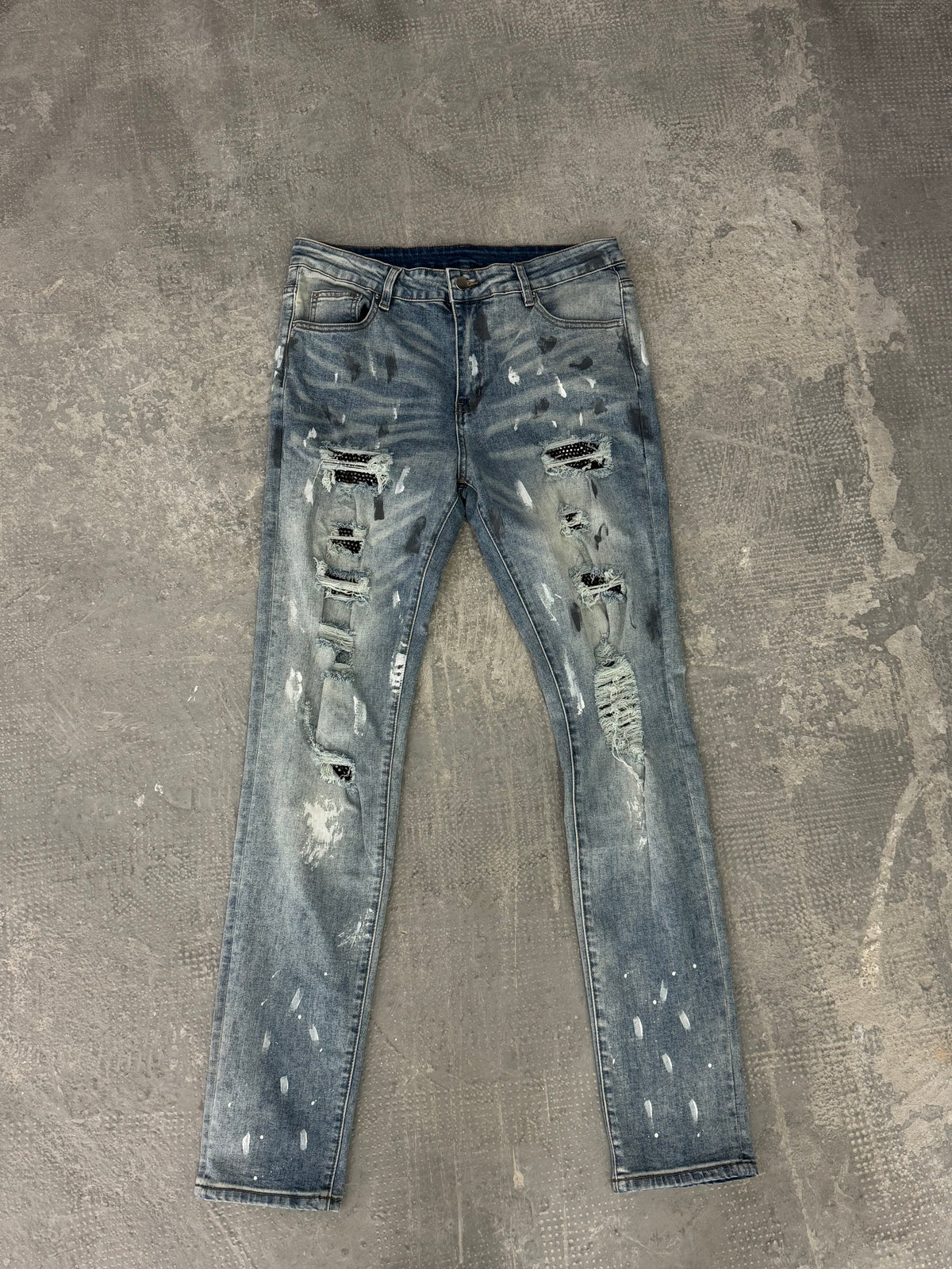Vvs Distressed Denim (24h Shipping)