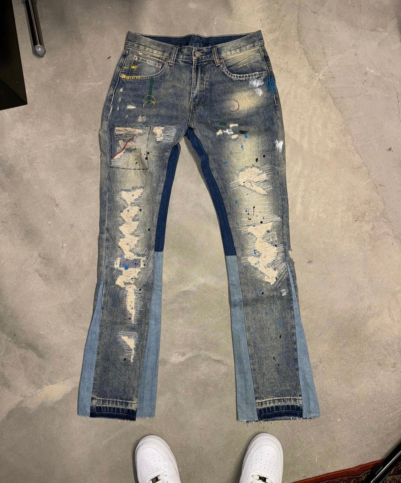 Stacked Blue Distressed Denim (24h shipping)