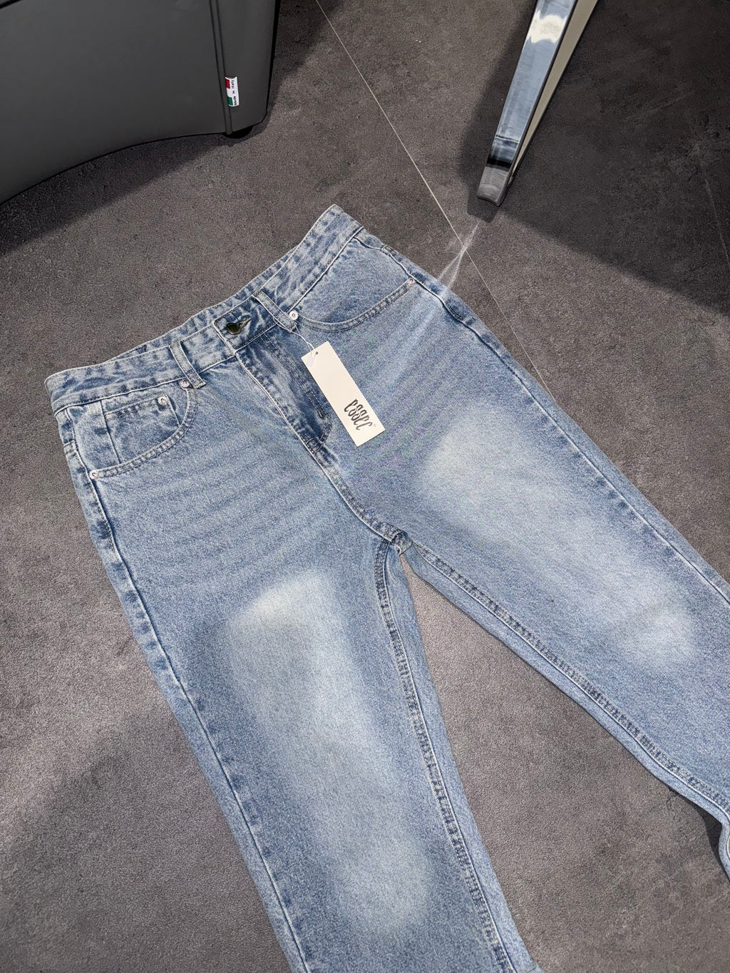 Essec Basic Blue Flared