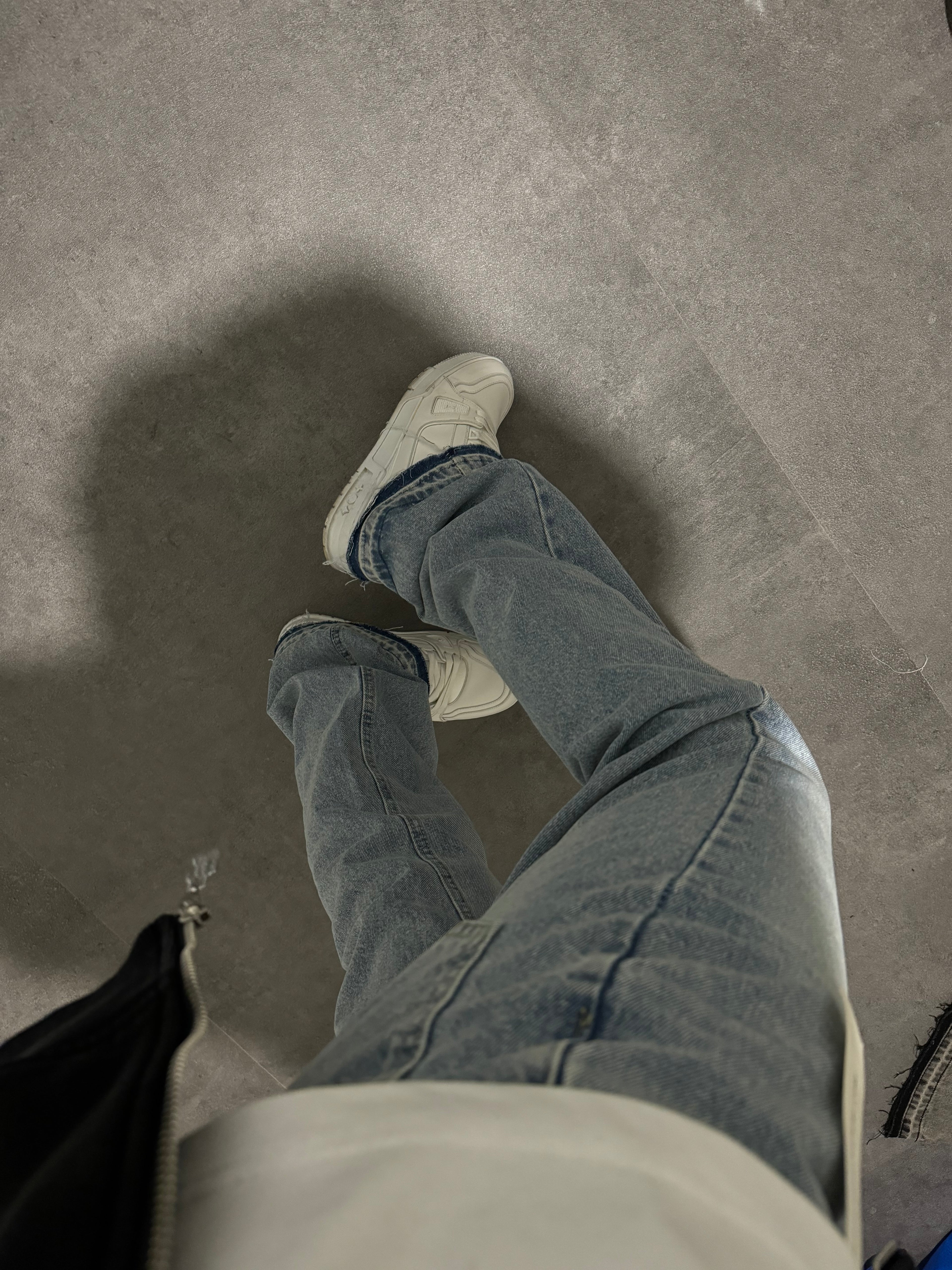 Essec Basic Blue Flared