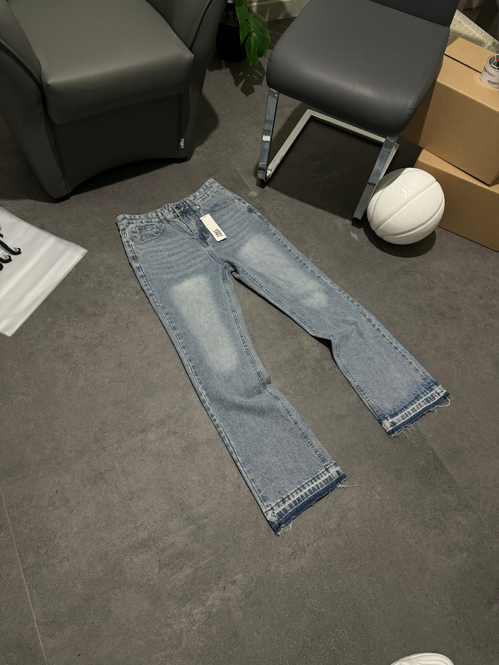 Essec Basic Blue Flared