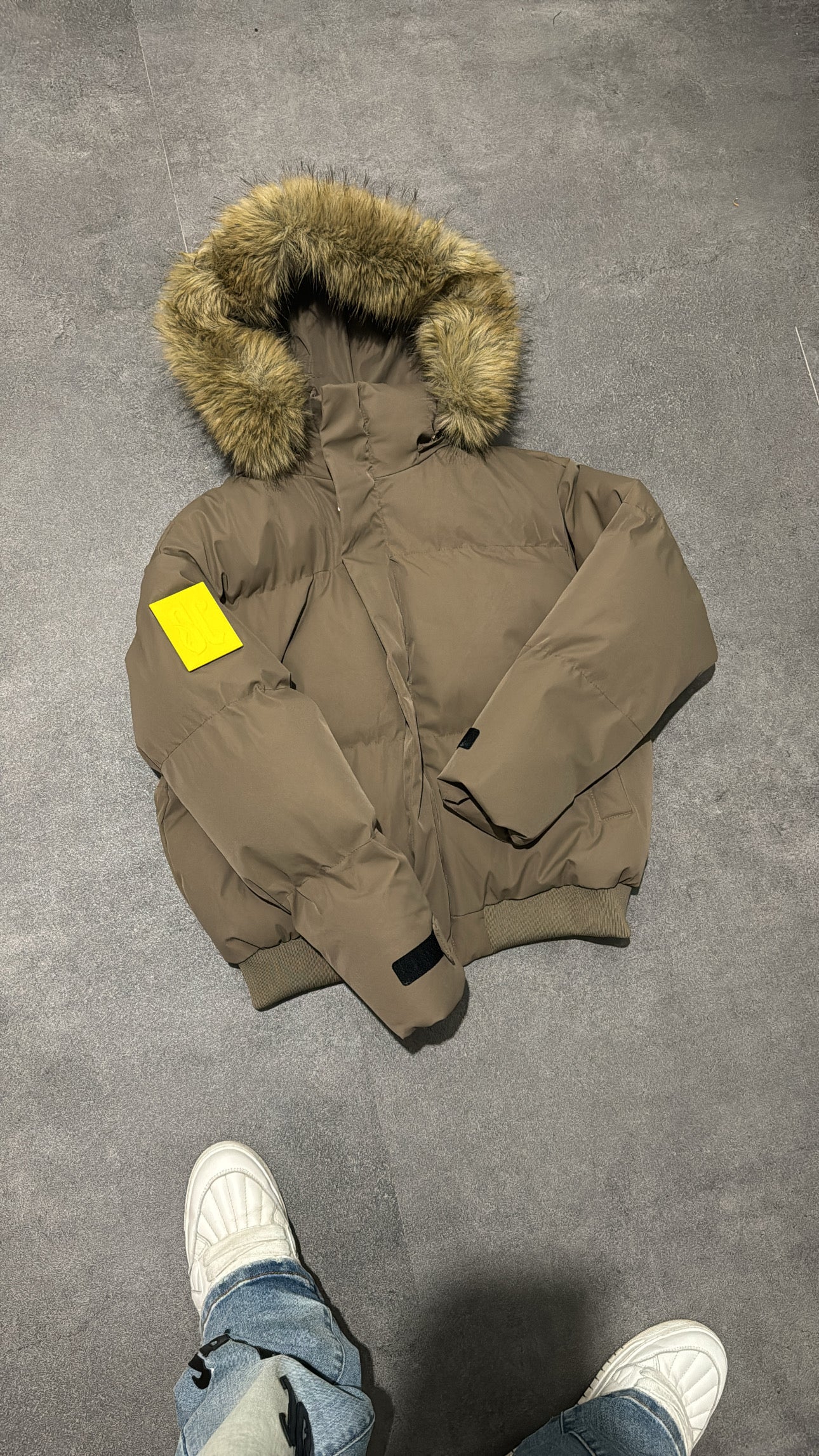 Essec Brown Fur Jacket (Color Change Patches)