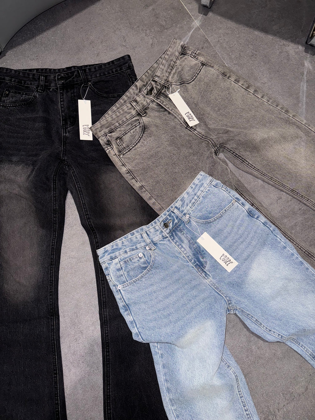 Essec Basic Blue Flared