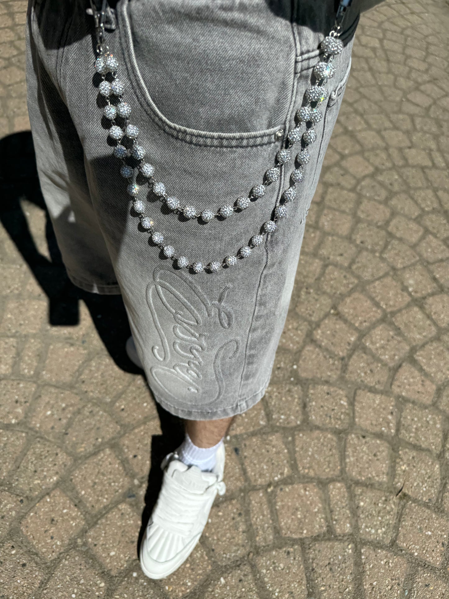 Iced Pearl Wallet Chain
