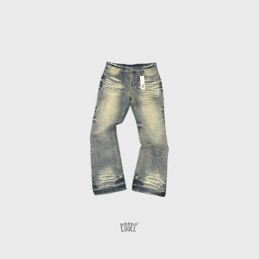 Essec Flared Dirty Wash Denim