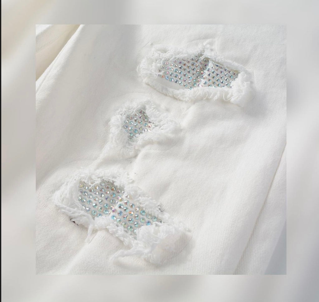 White vvs denim